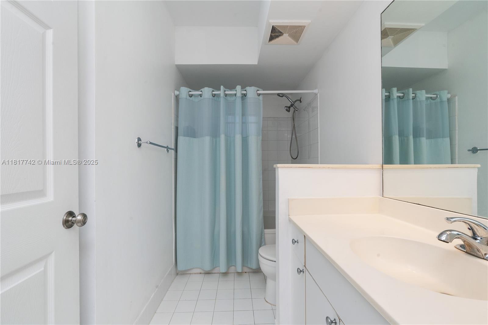 PORTO BELLAGIO CONDO - Residential