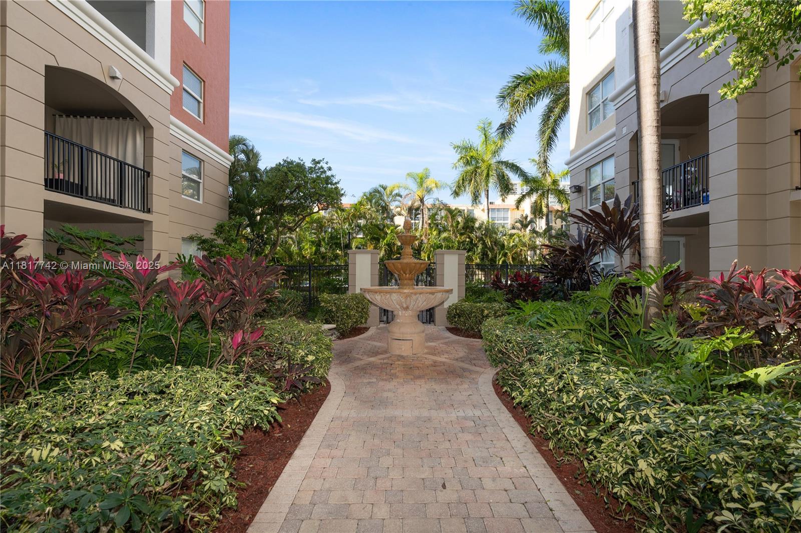 17125 N Bay Rd 3104, Sunny Isles Beach, Miami-Dade County, Florida - 3 Bedrooms  
2 Bathrooms - 