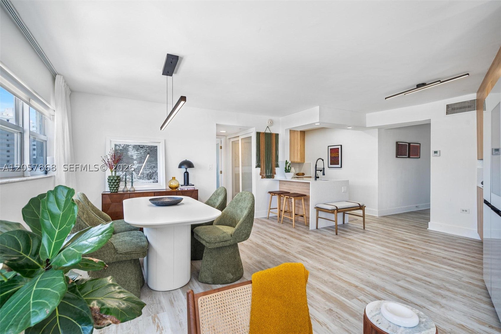 1881 Washington Ave 8C