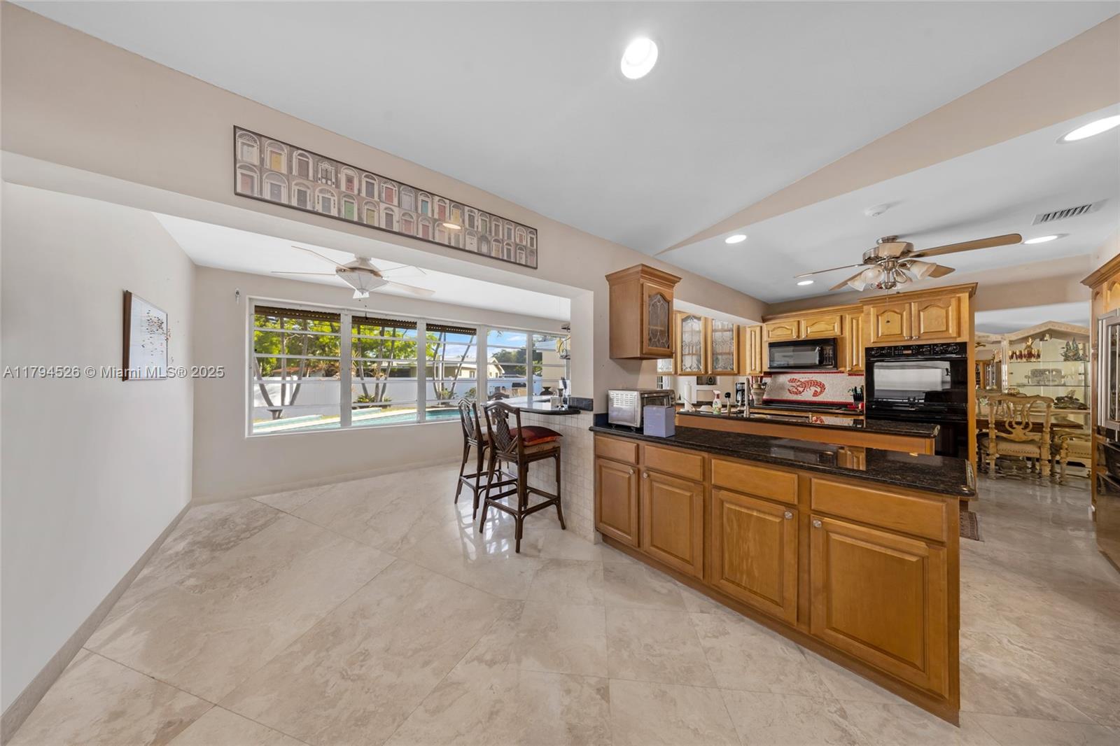 HOLLYWOOD GOLF ESTATES SE - Residential