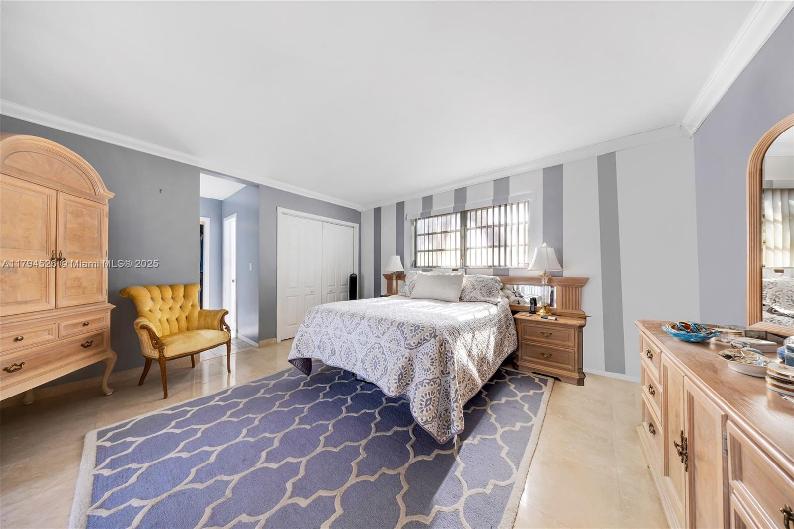 HOLLYWOOD GOLF ESTATES SE - Residential