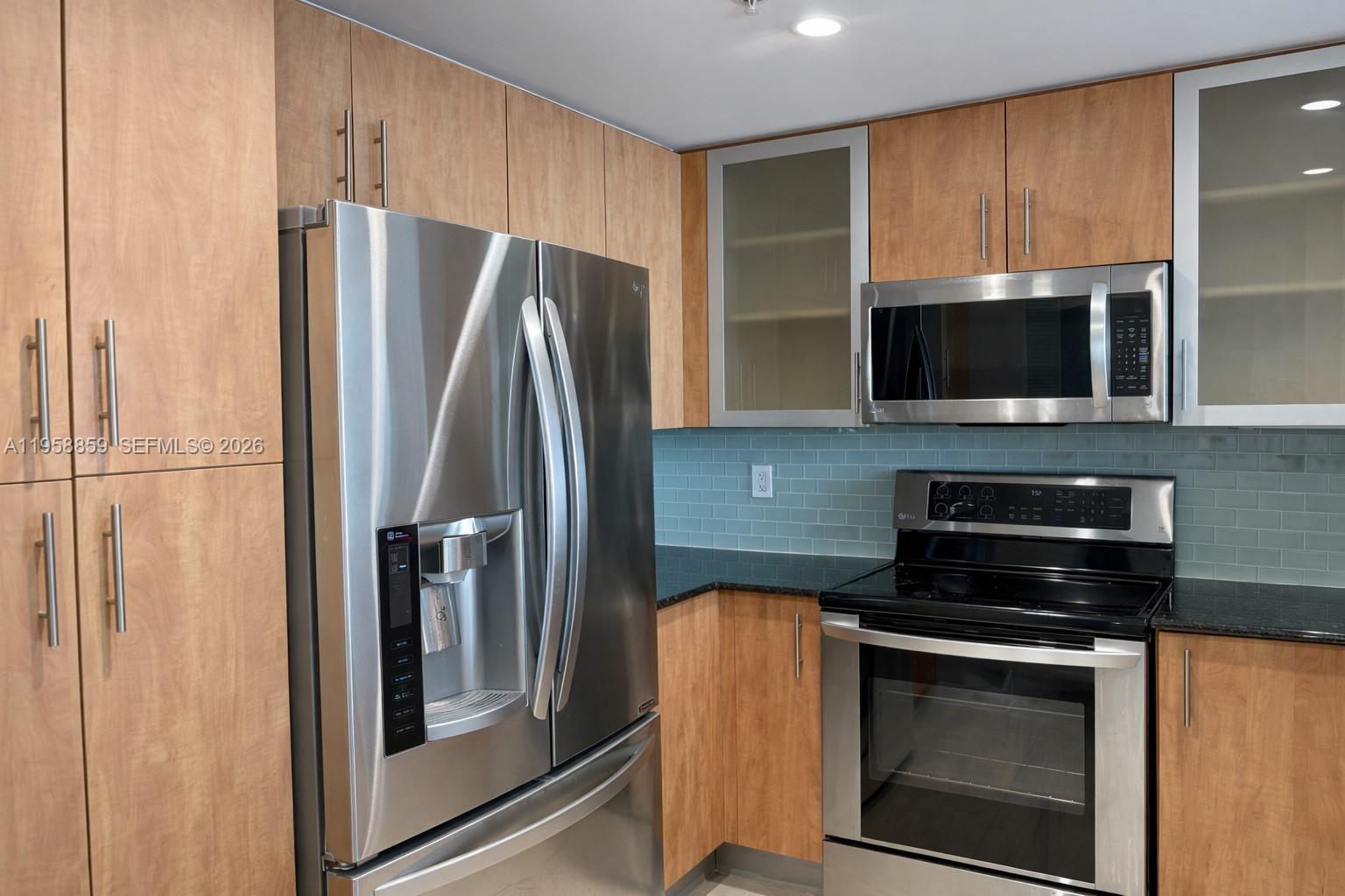 360 CONDO A - Residential