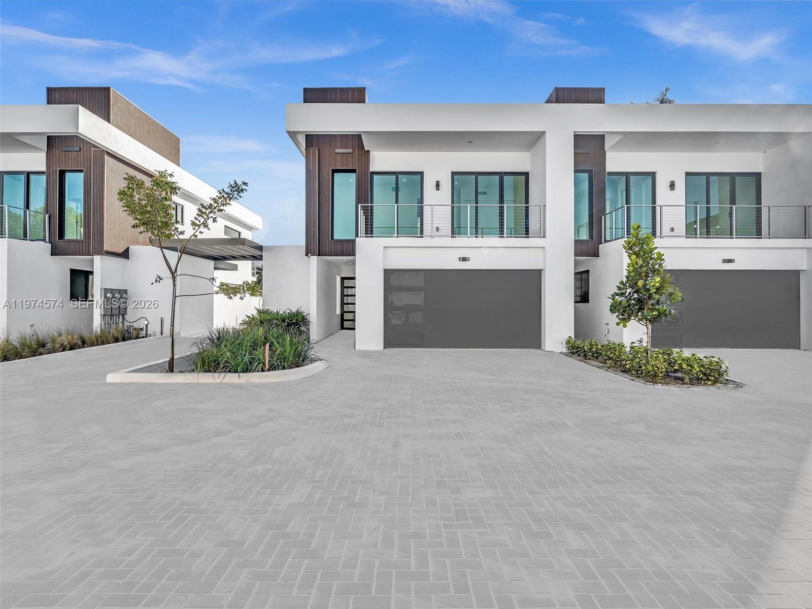 H20 DANIA BEACH - Residential