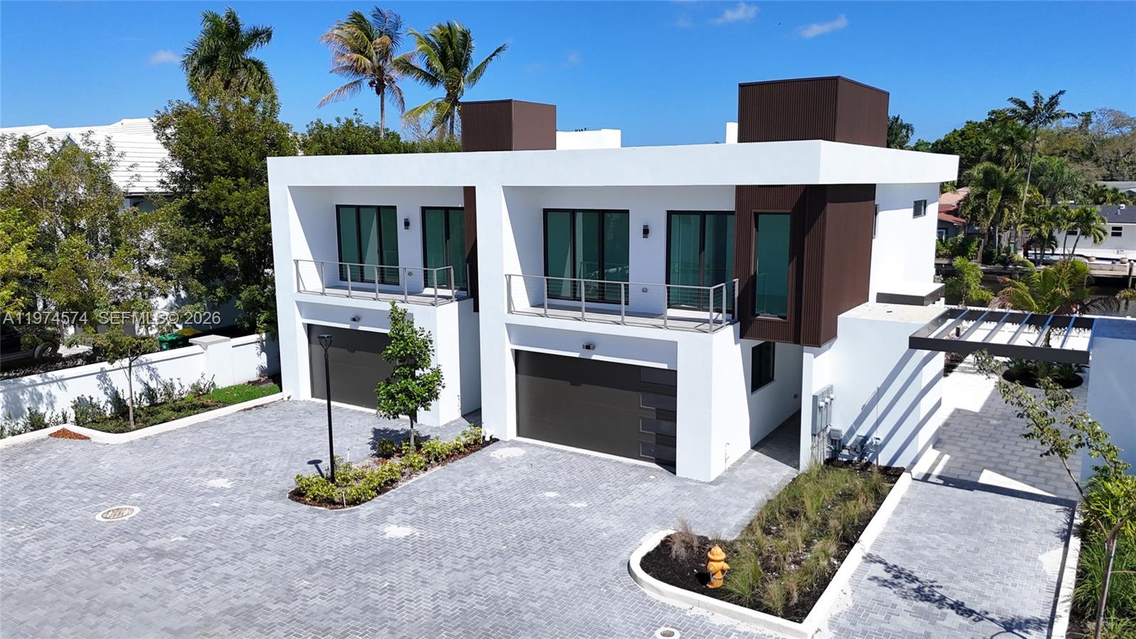 H20 DANIA BEACH - Residential