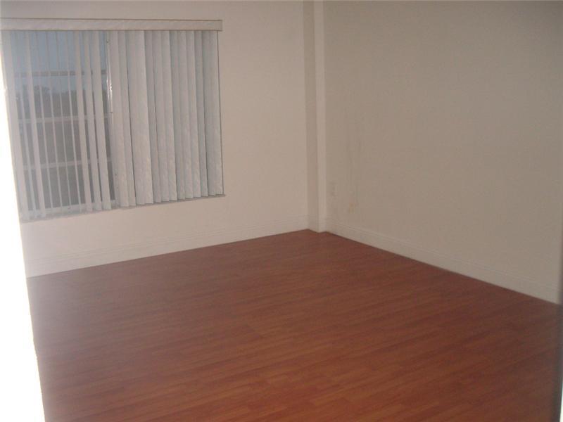 MANORS OF INVERRARY 1-11 - Residential Lease