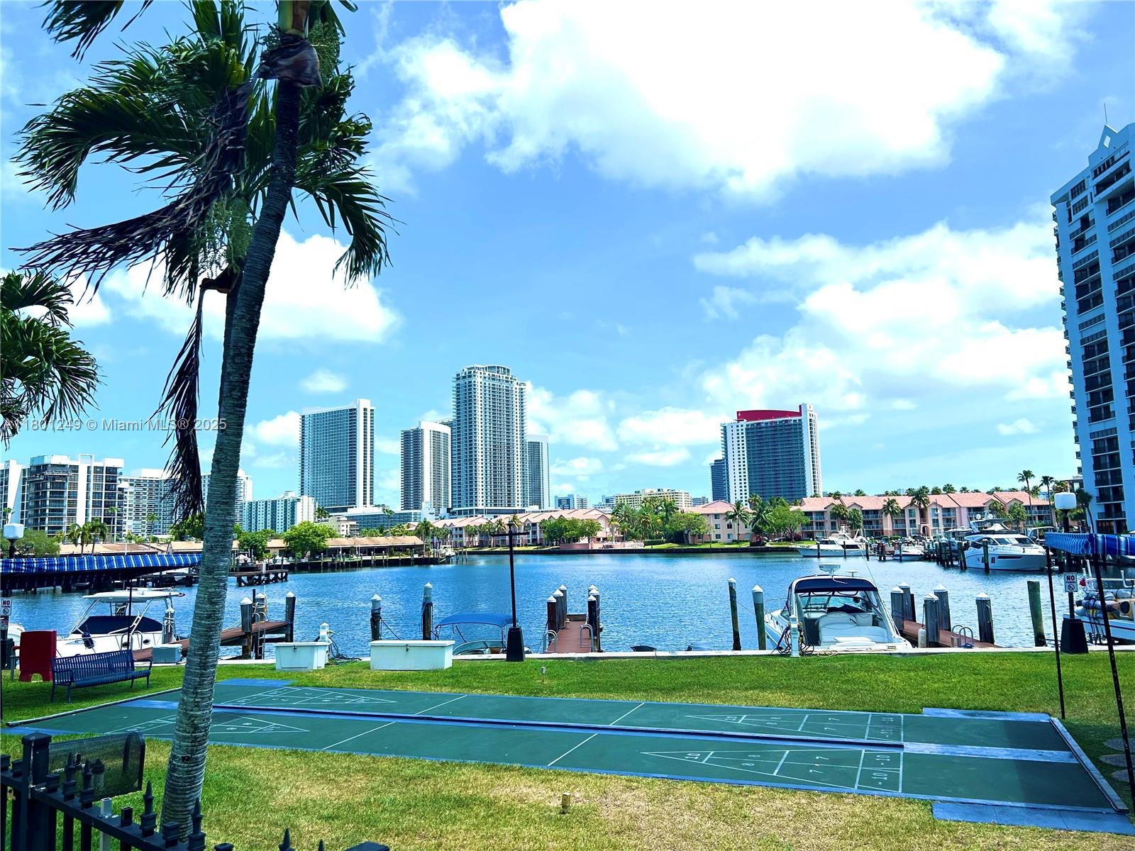 OLYMPUS CONDO PHASE - Residential