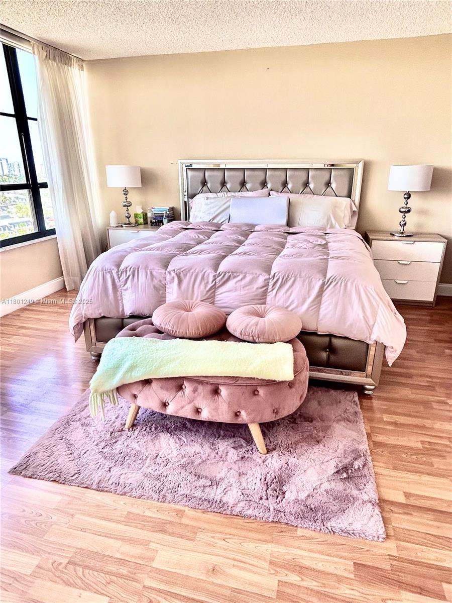 OLYMPUS CONDO PHASE - Residential