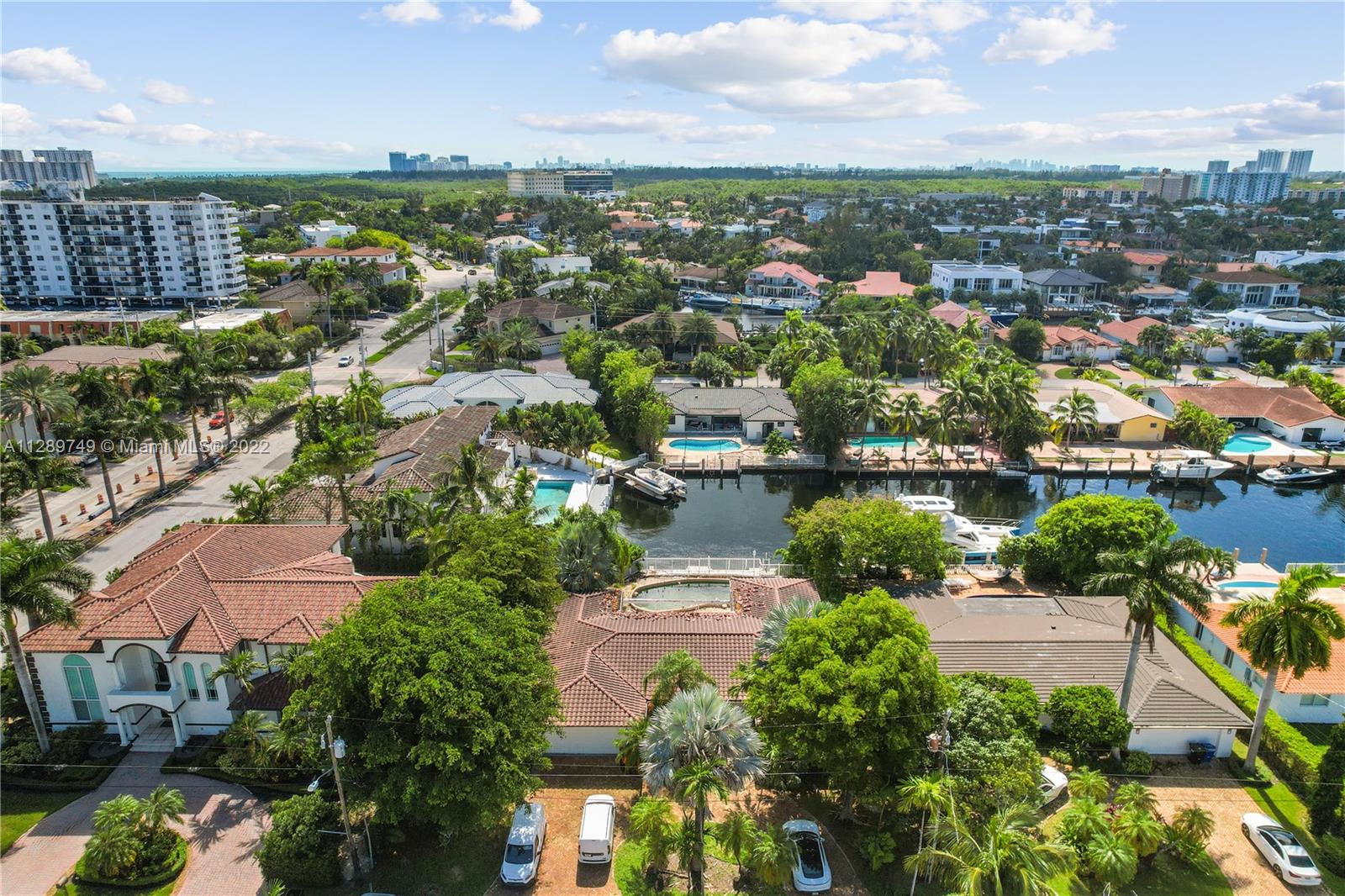 EASTERN SHORES 1ST ADDN - Residential