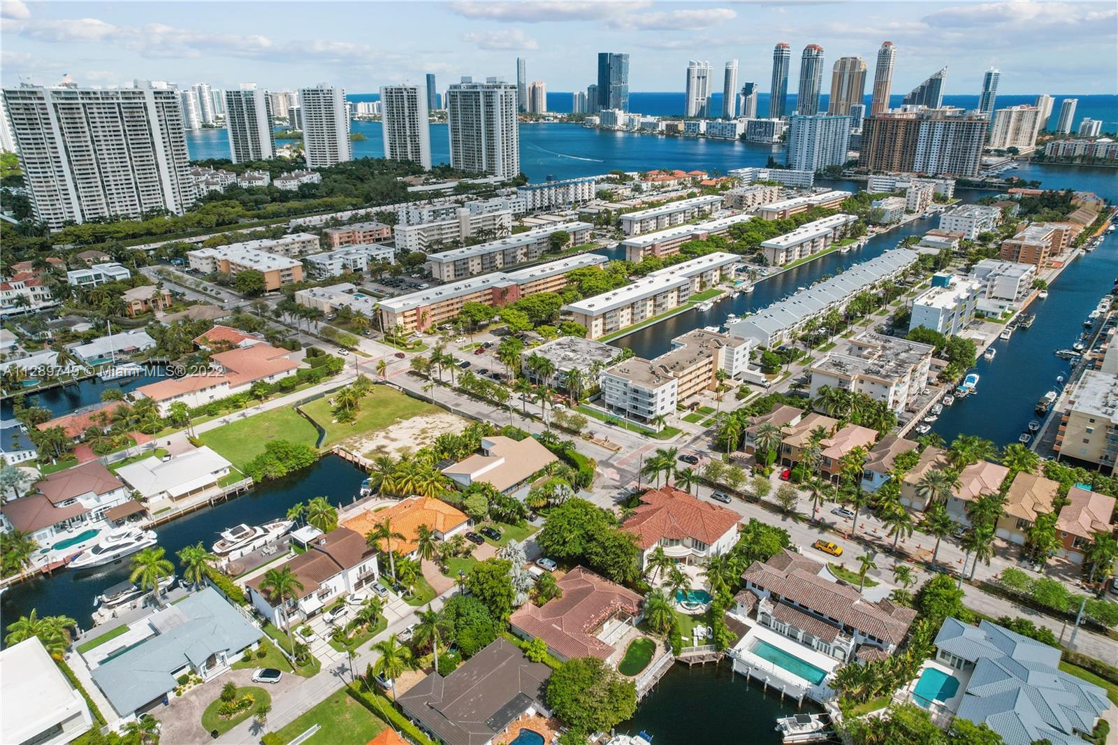 EASTERN SHORES 1ST ADDN - Residential