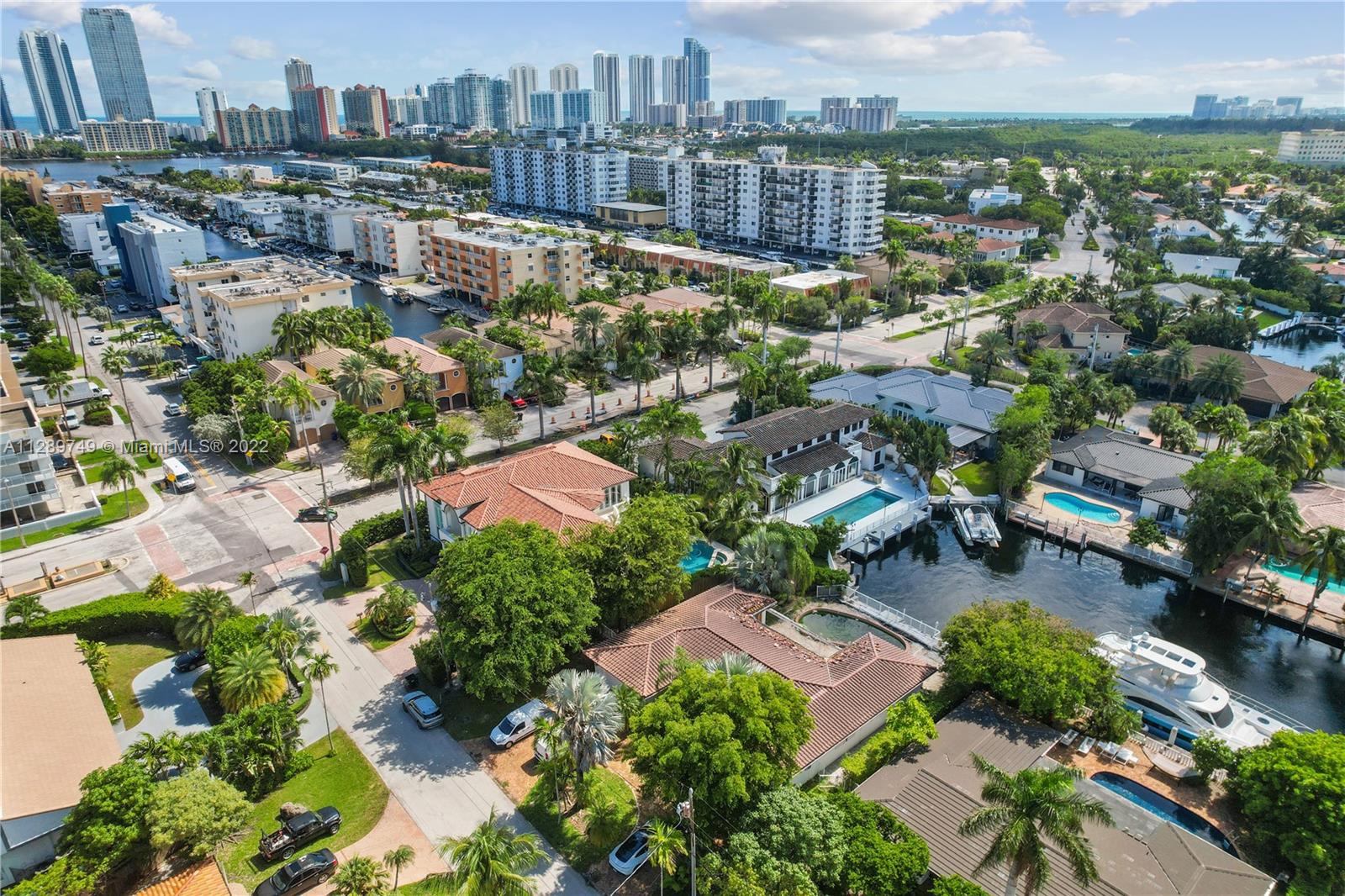 EASTERN SHORES 1ST ADDN - Residential