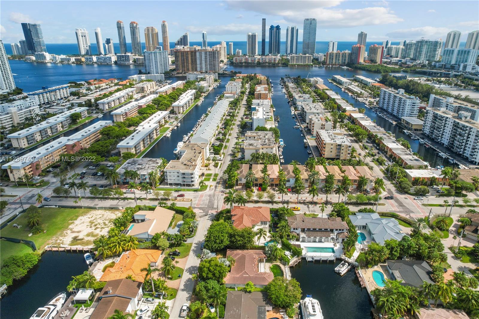 EASTERN SHORES 1ST ADDN - Residential