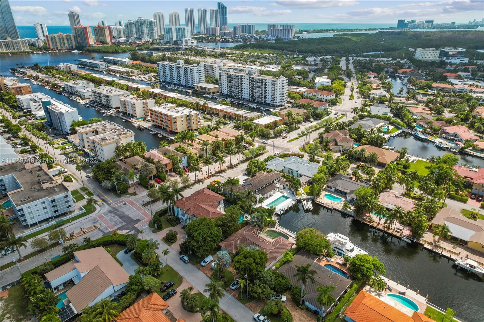 EASTERN SHORES 1ST ADDN - Residential