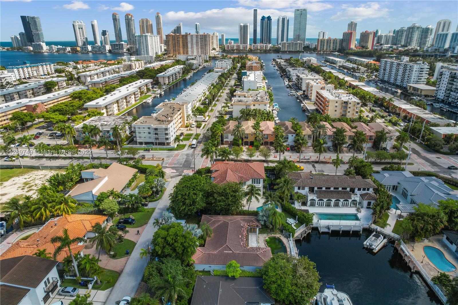 EASTERN SHORES 1ST ADDN - Residential