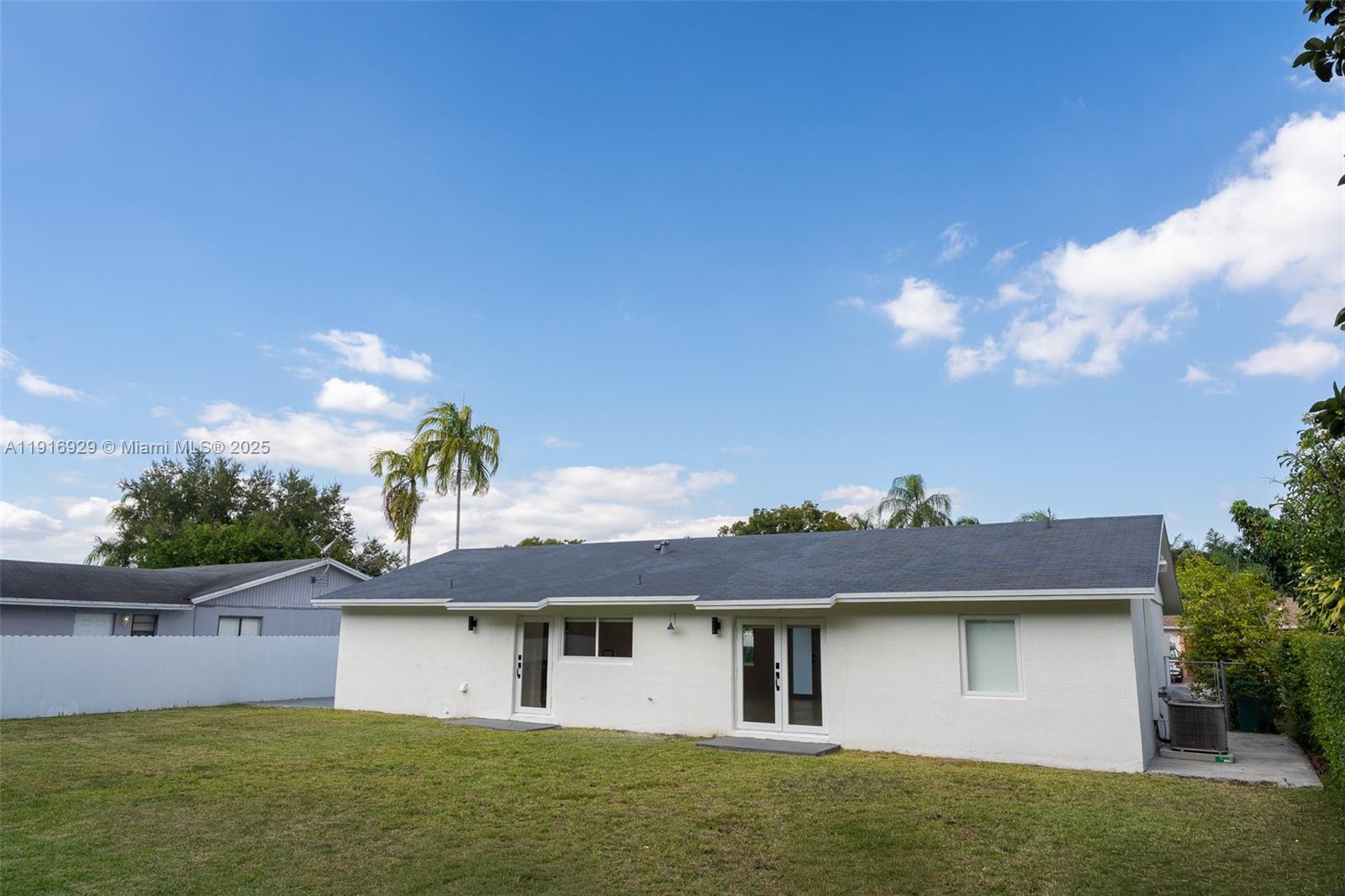 WESTWIND LAKES SEC 1 - Residential