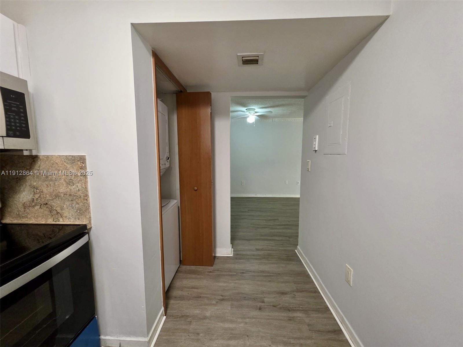 FLAMINGO COURT CONDO - Residential