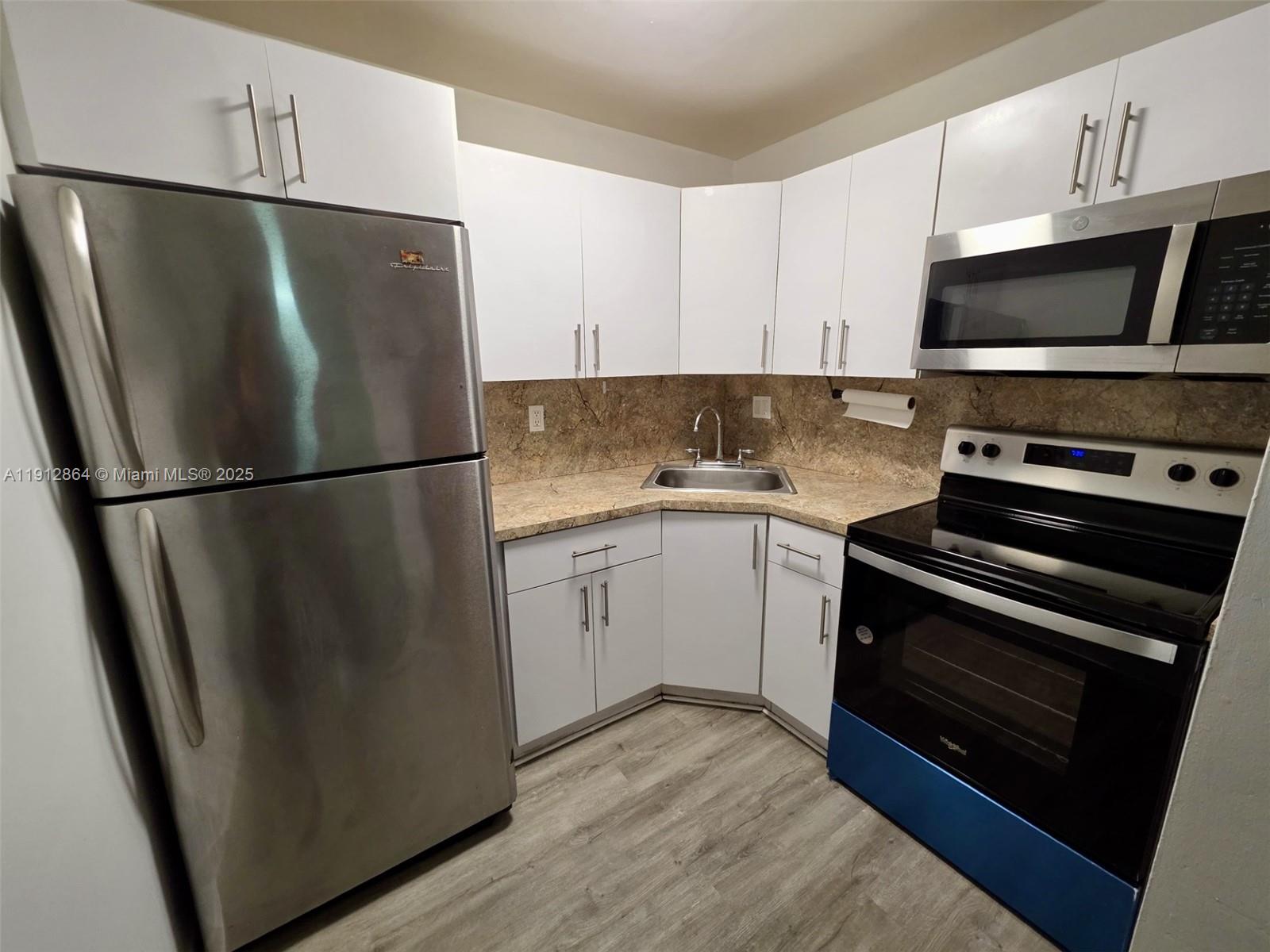 FLAMINGO COURT CONDO - Residential