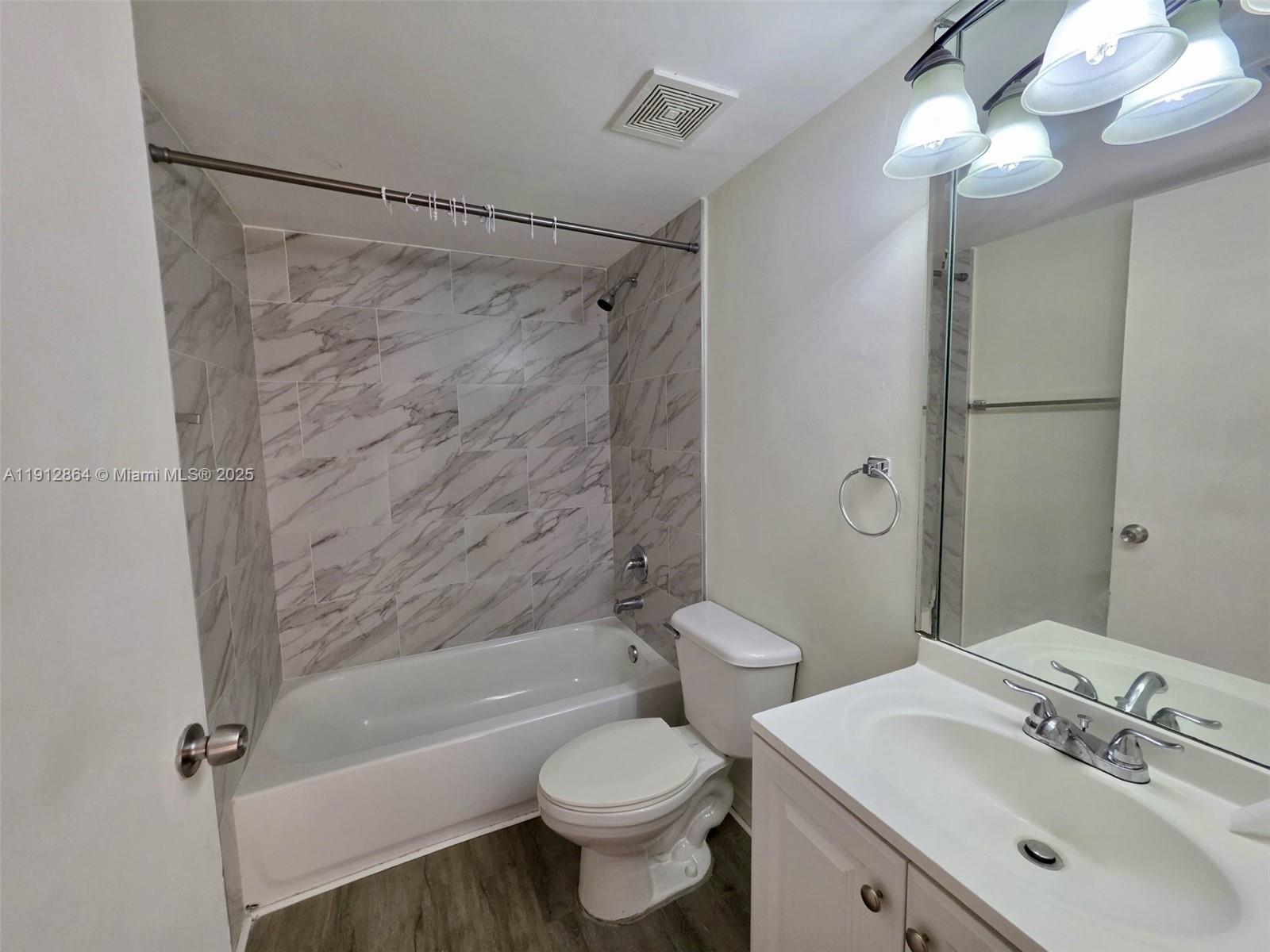 FLAMINGO COURT CONDO - Residential