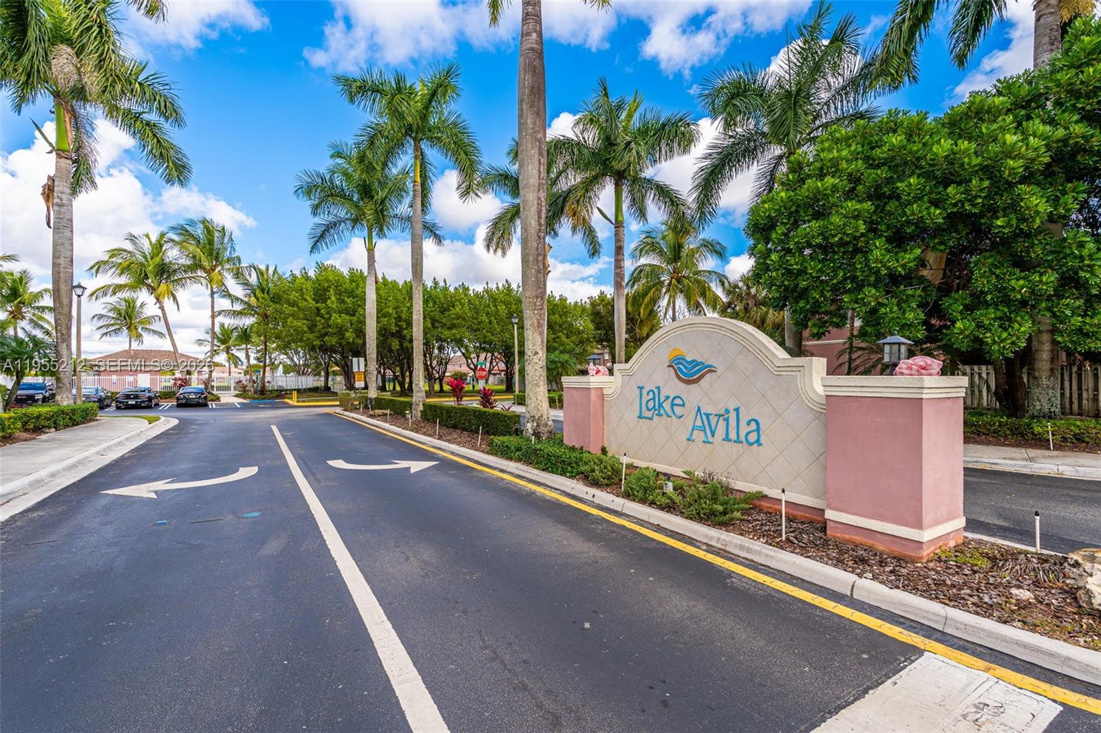 LAGO MAR 1ST ADDN - Residential