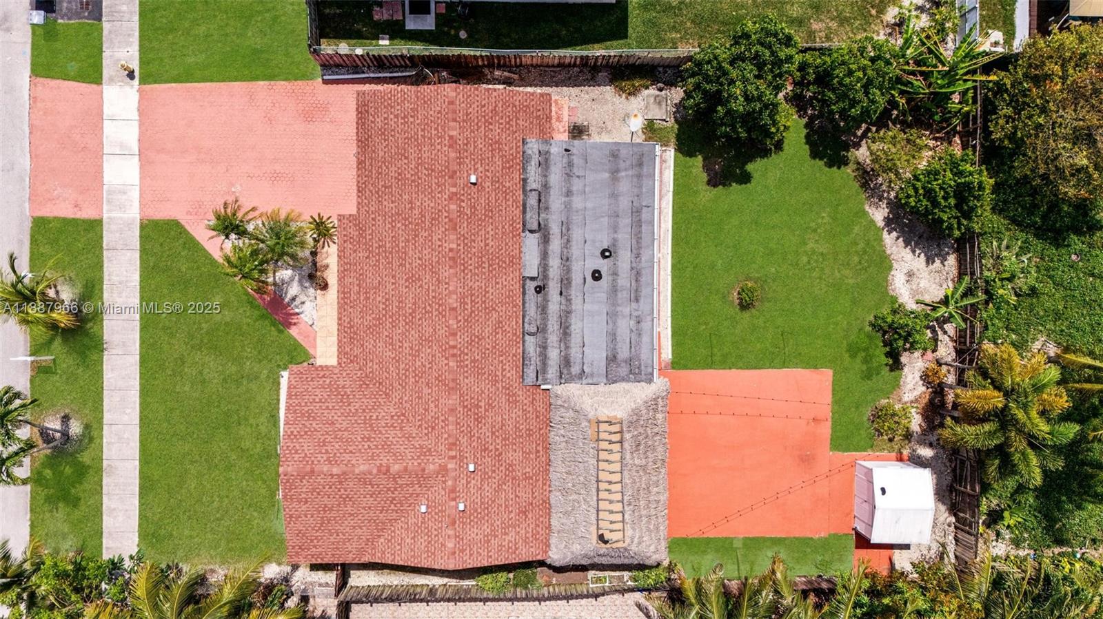 MEADOW WOOD MANOR SEC 7 - Residential