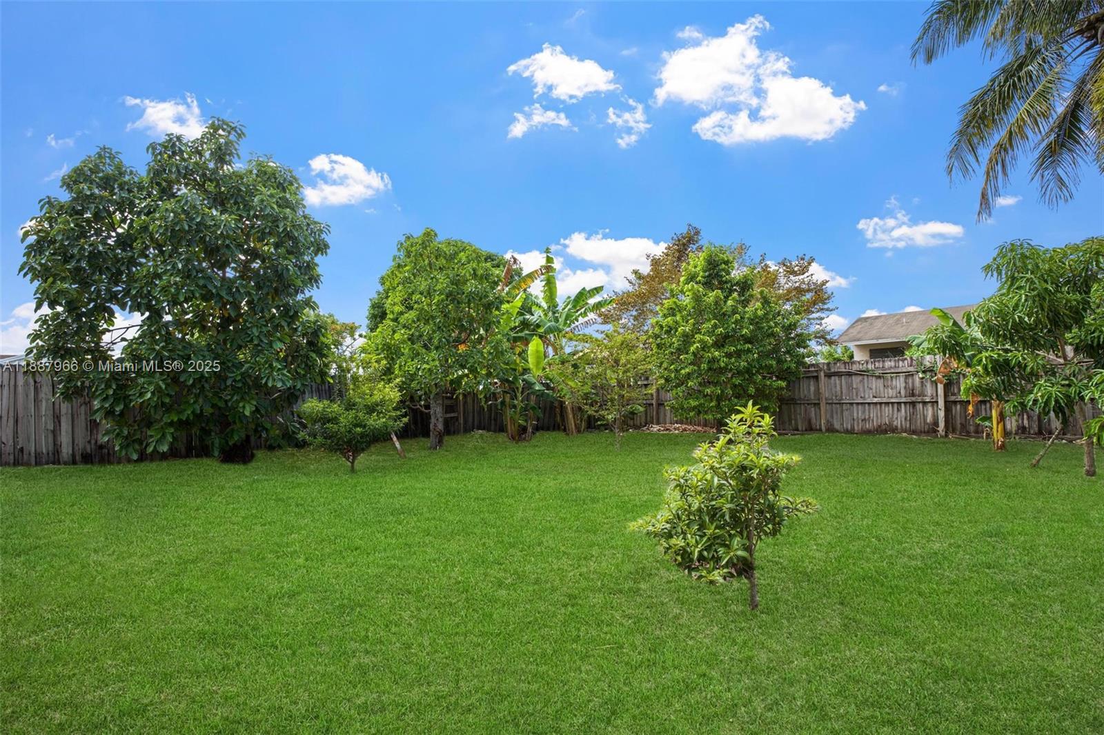 MEADOW WOOD MANOR SEC 7 - Residential