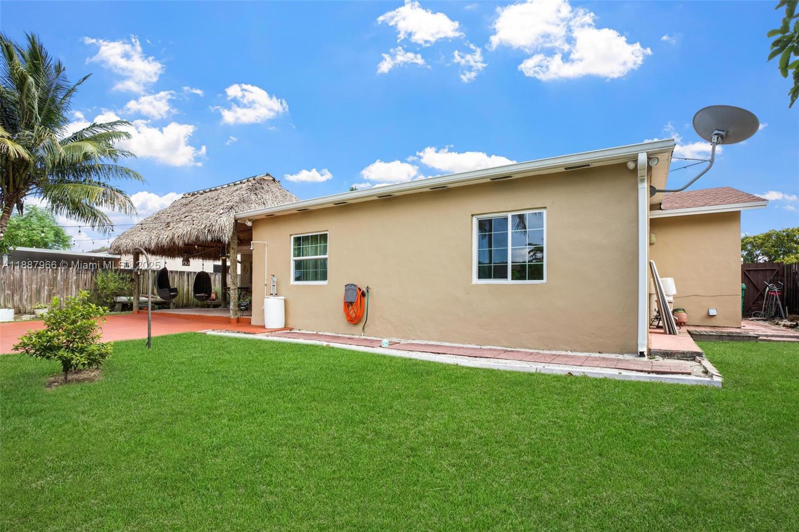 MEADOW WOOD MANOR SEC 7 - Residential