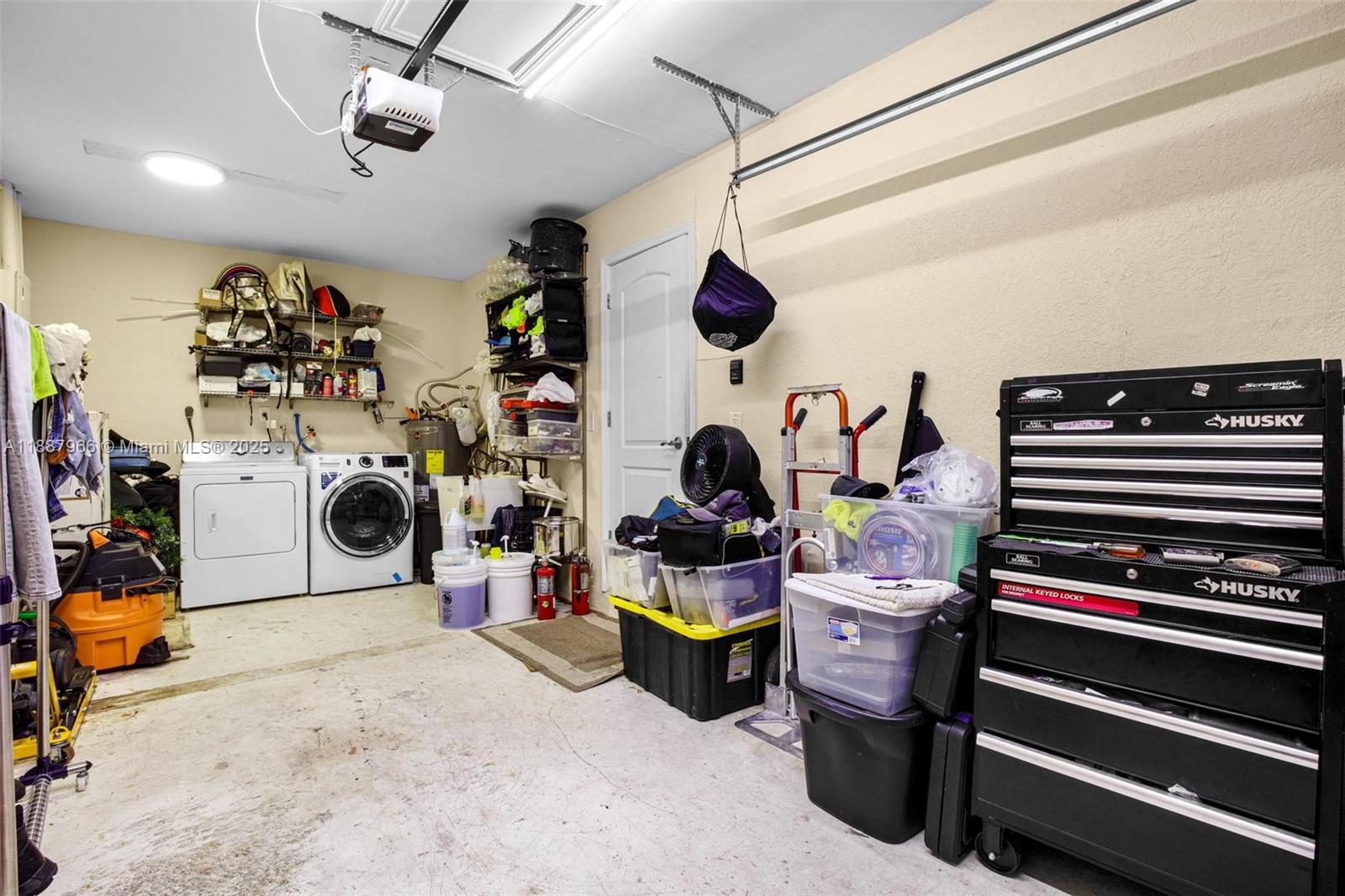 MEADOW WOOD MANOR SEC 7 - Residential