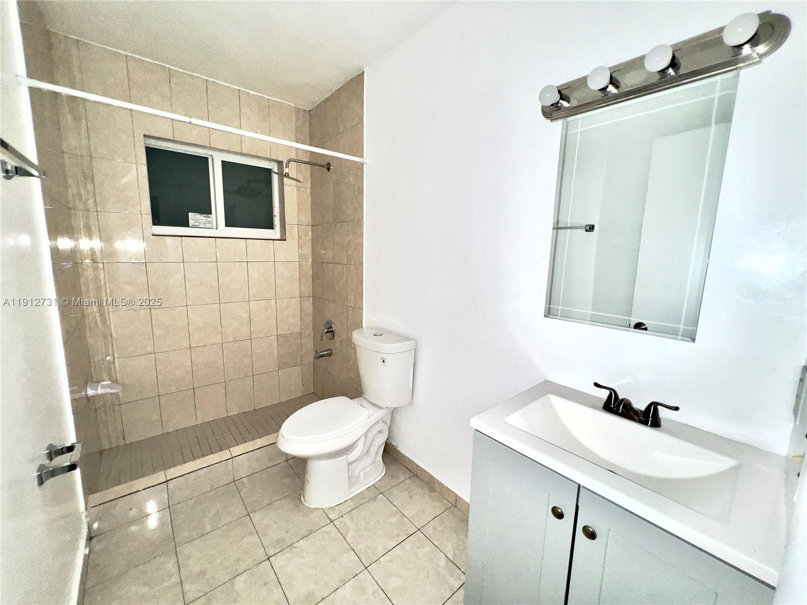 LAWRENCE ESTATE EAST ADDN - Residential Lease