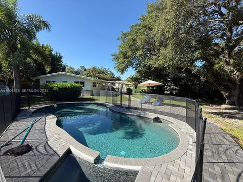 2697 SW 51st Ct Dania Beach FL 33312