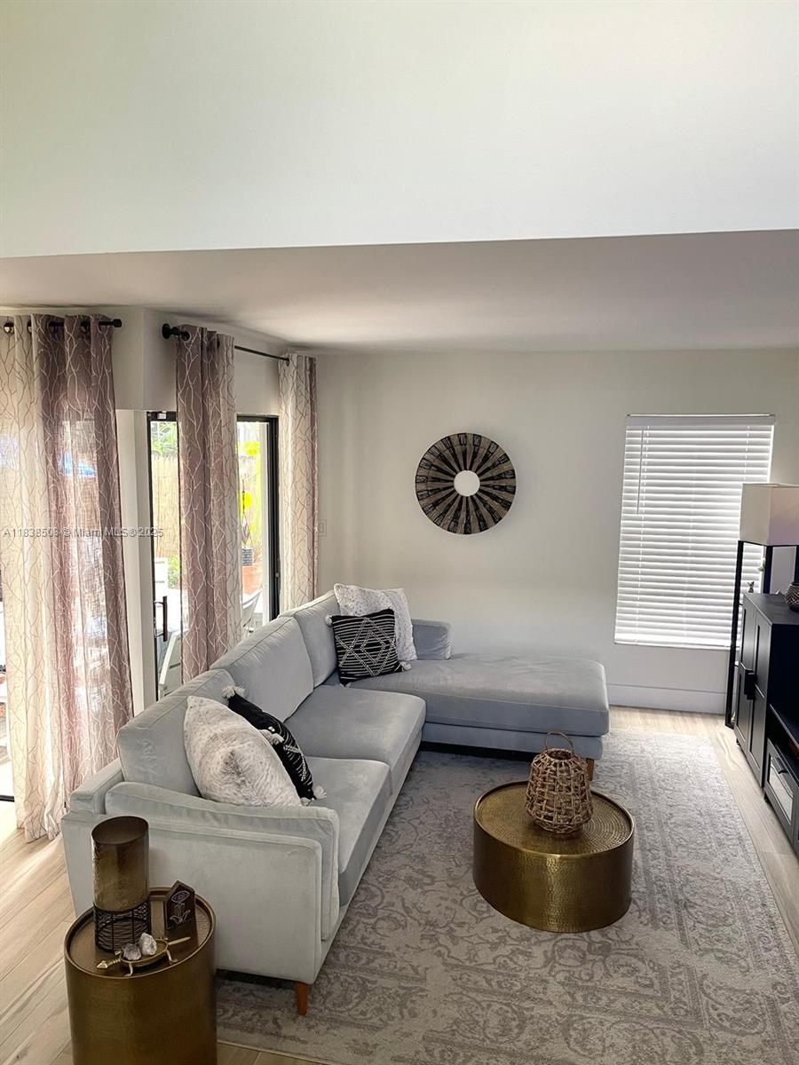 15052 SW 127th Pl 15052