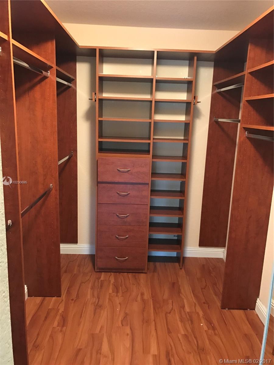 NORTH 29 ASSOC - Residential Lease