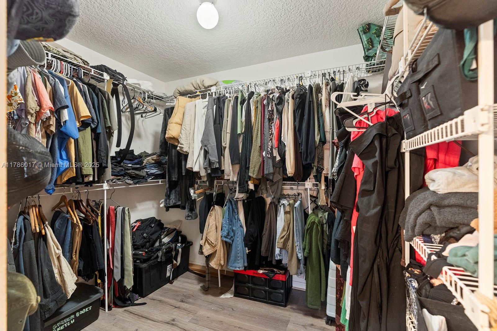 RICHMOND HOMES 1ST ADDN - Residential