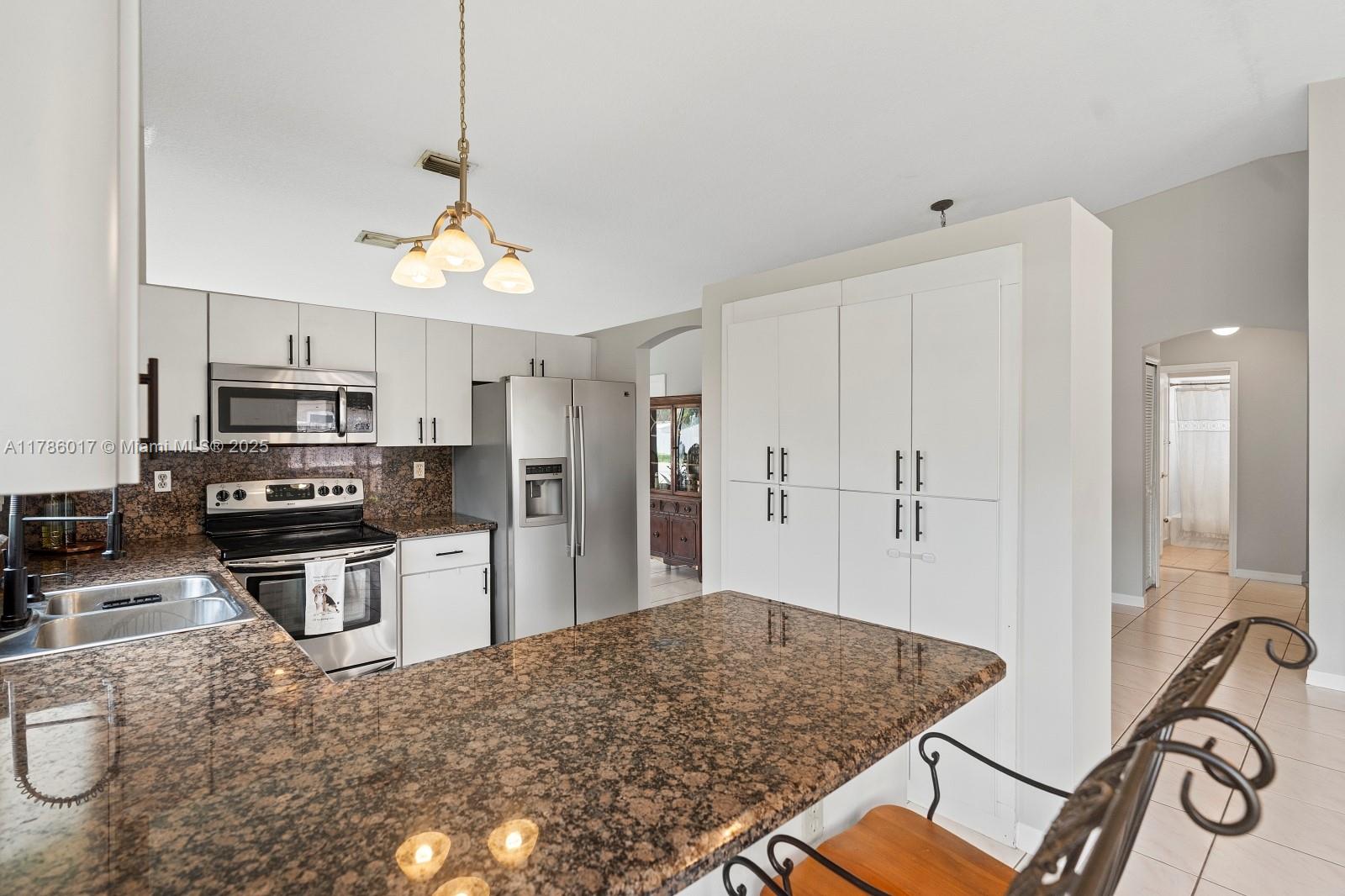 RICHMOND HOMES 1ST ADDN - Residential