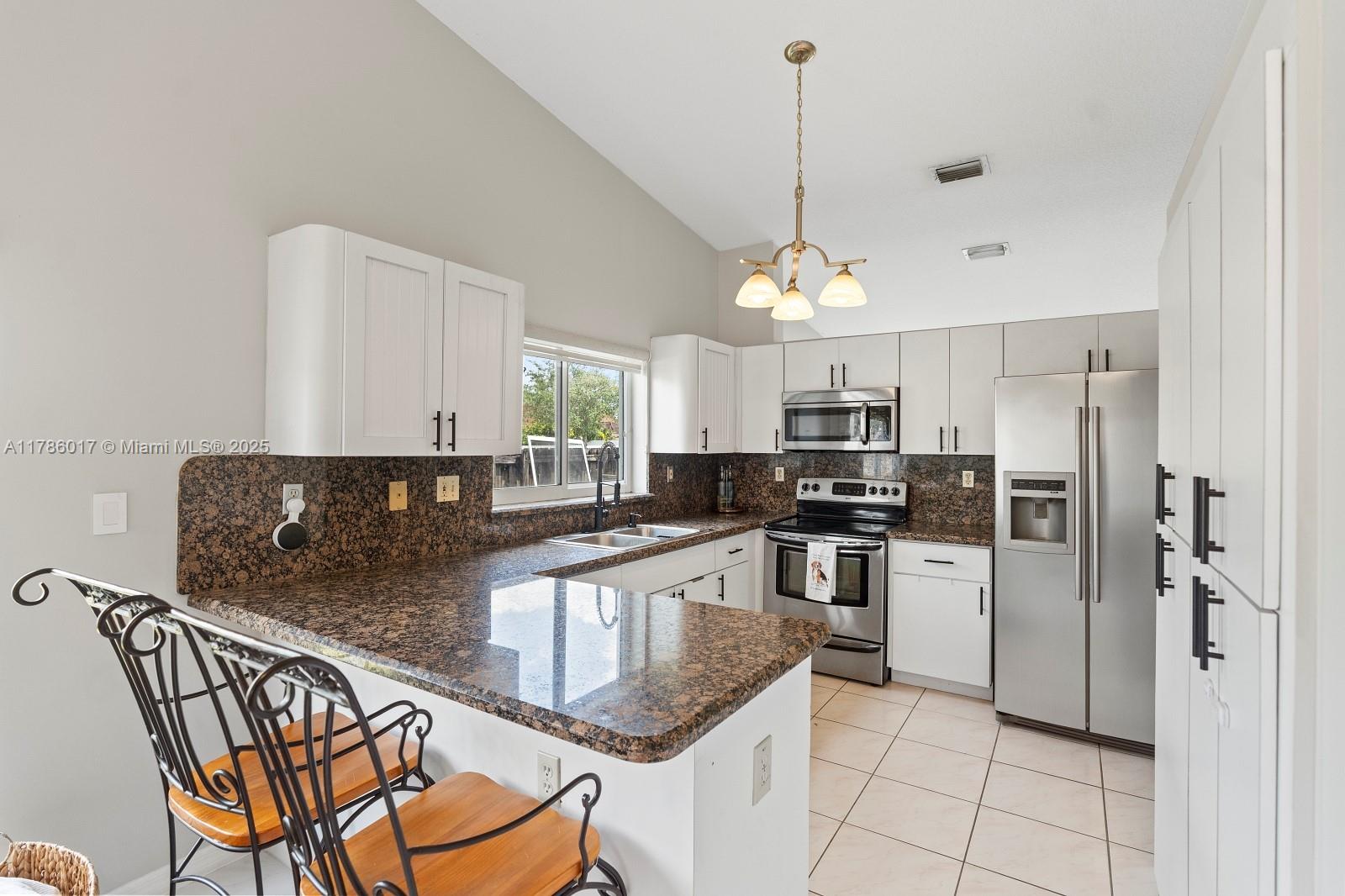 RICHMOND HOMES 1ST ADDN - Residential