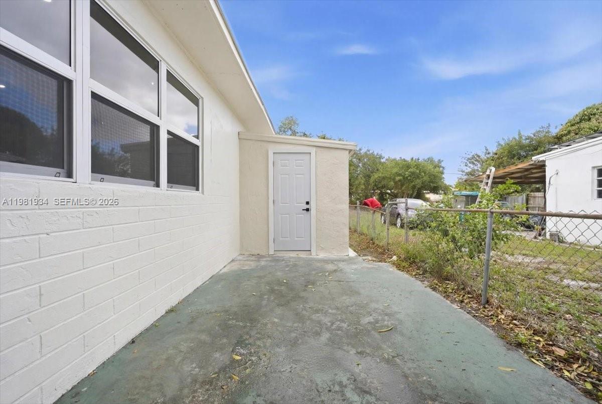 BUNCHE PARK - Residential