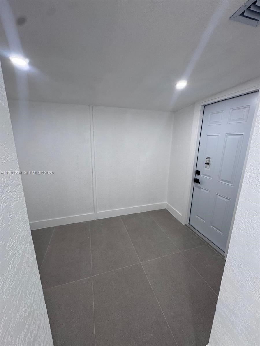 BUNCHE PARK - Residential