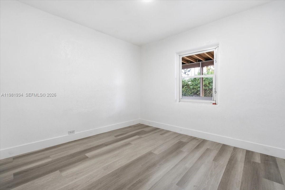 BUNCHE PARK - Residential