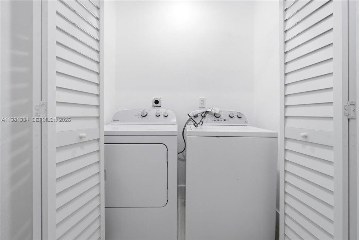 BUNCHE PARK - Residential