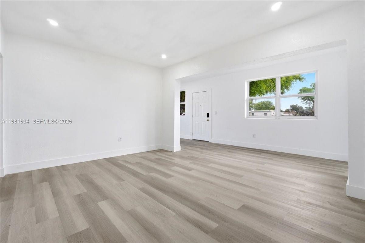 BUNCHE PARK - Residential