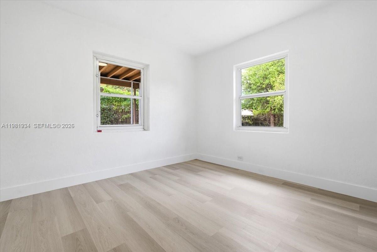 BUNCHE PARK - Residential