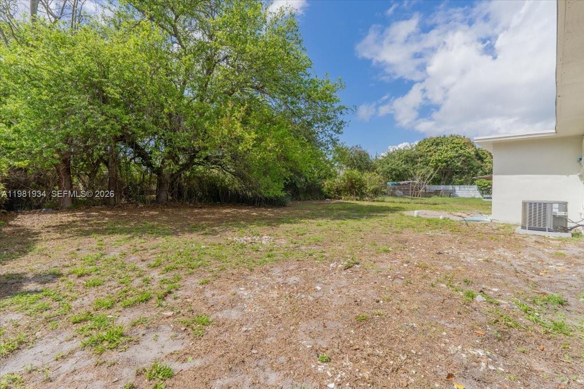 BUNCHE PARK - Residential