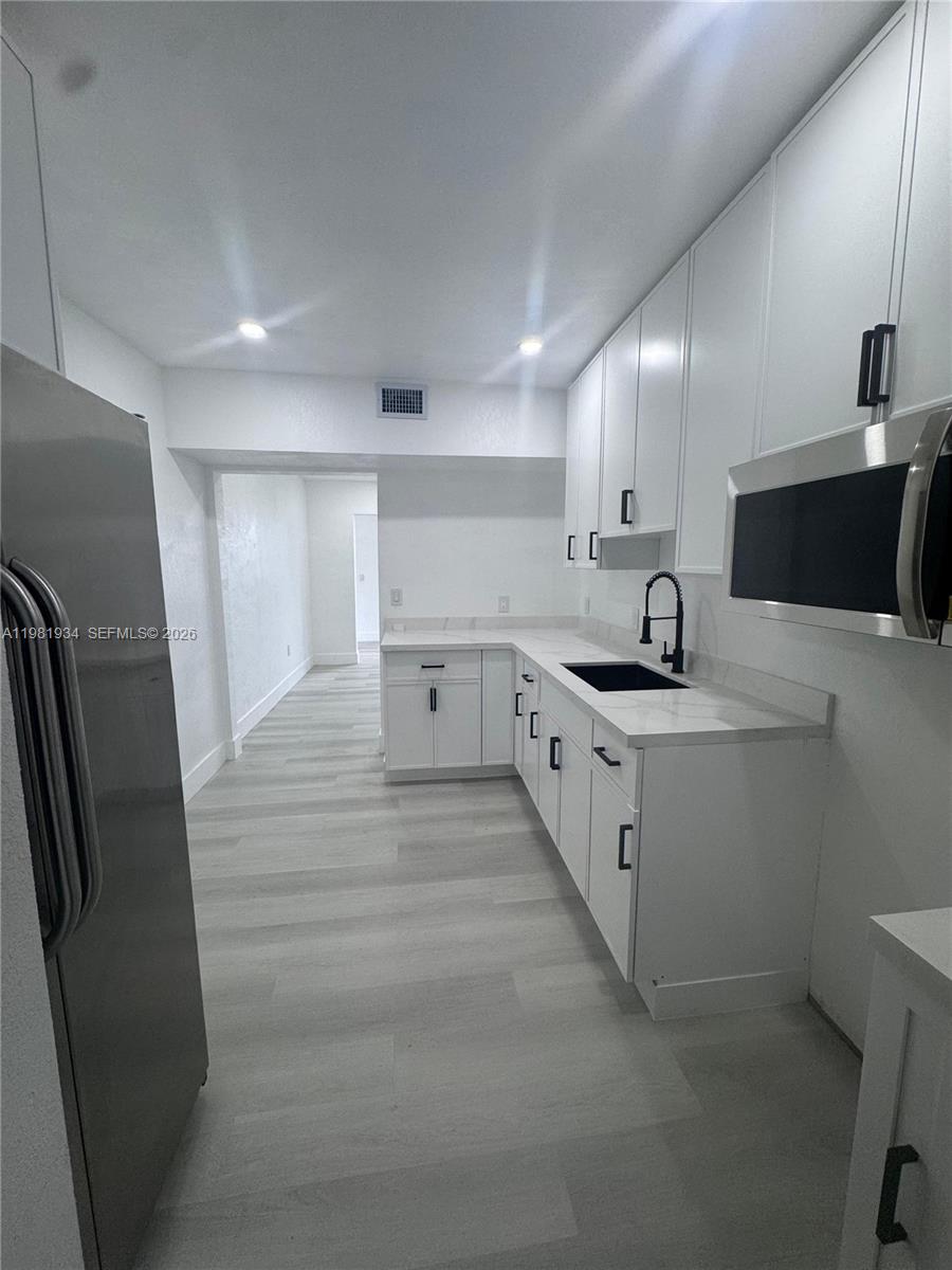 BUNCHE PARK - Residential