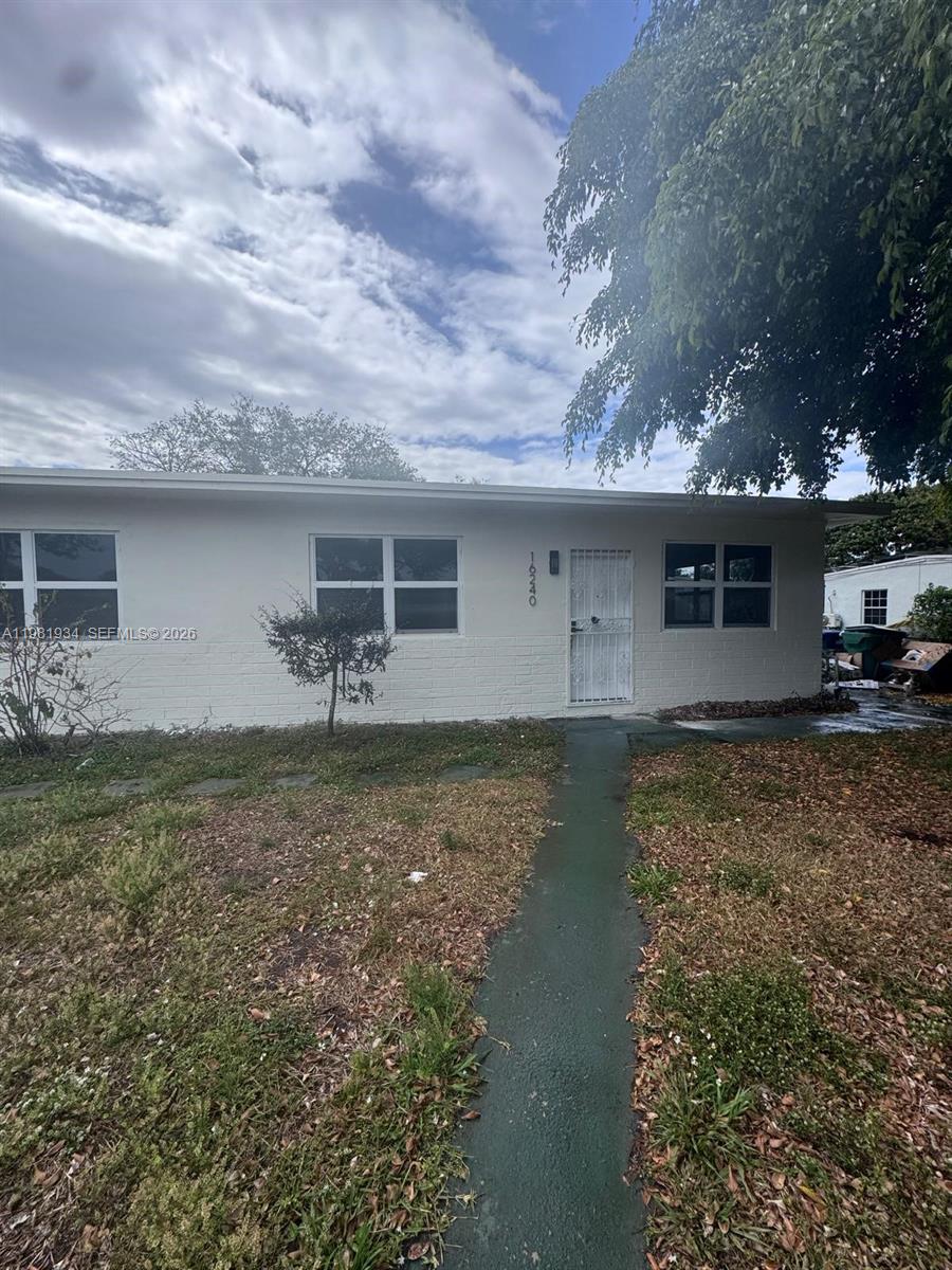 BUNCHE PARK - Residential