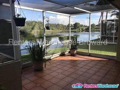 PEMBROKE LAKES SECTION SE - Residential Lease