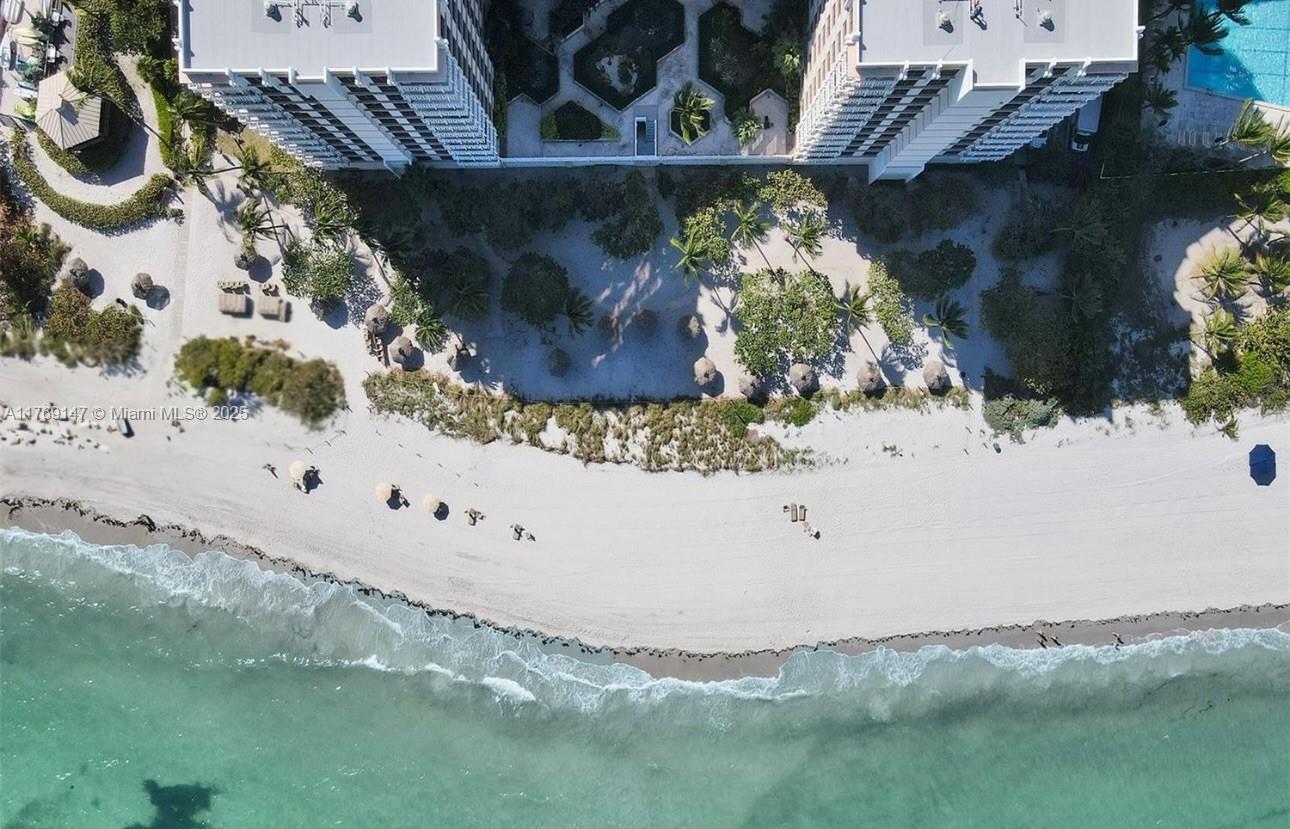 TOWERS OF KEY BISCAYNE CO - Residential Lease