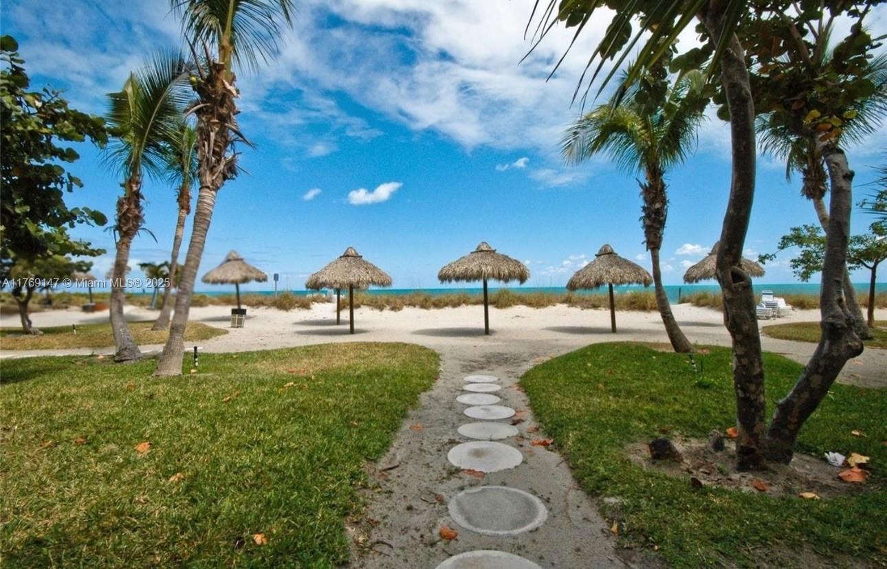 TOWERS OF KEY BISCAYNE CO - Residential Lease