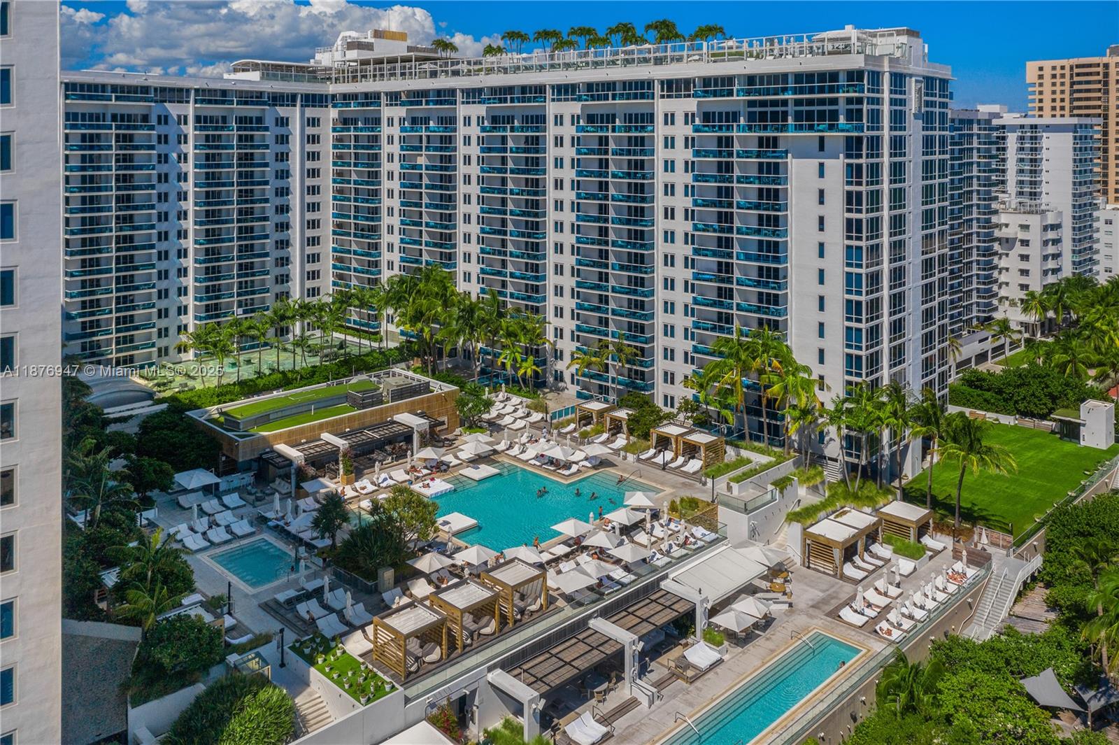 RONEY PALACE CONDO - Residential