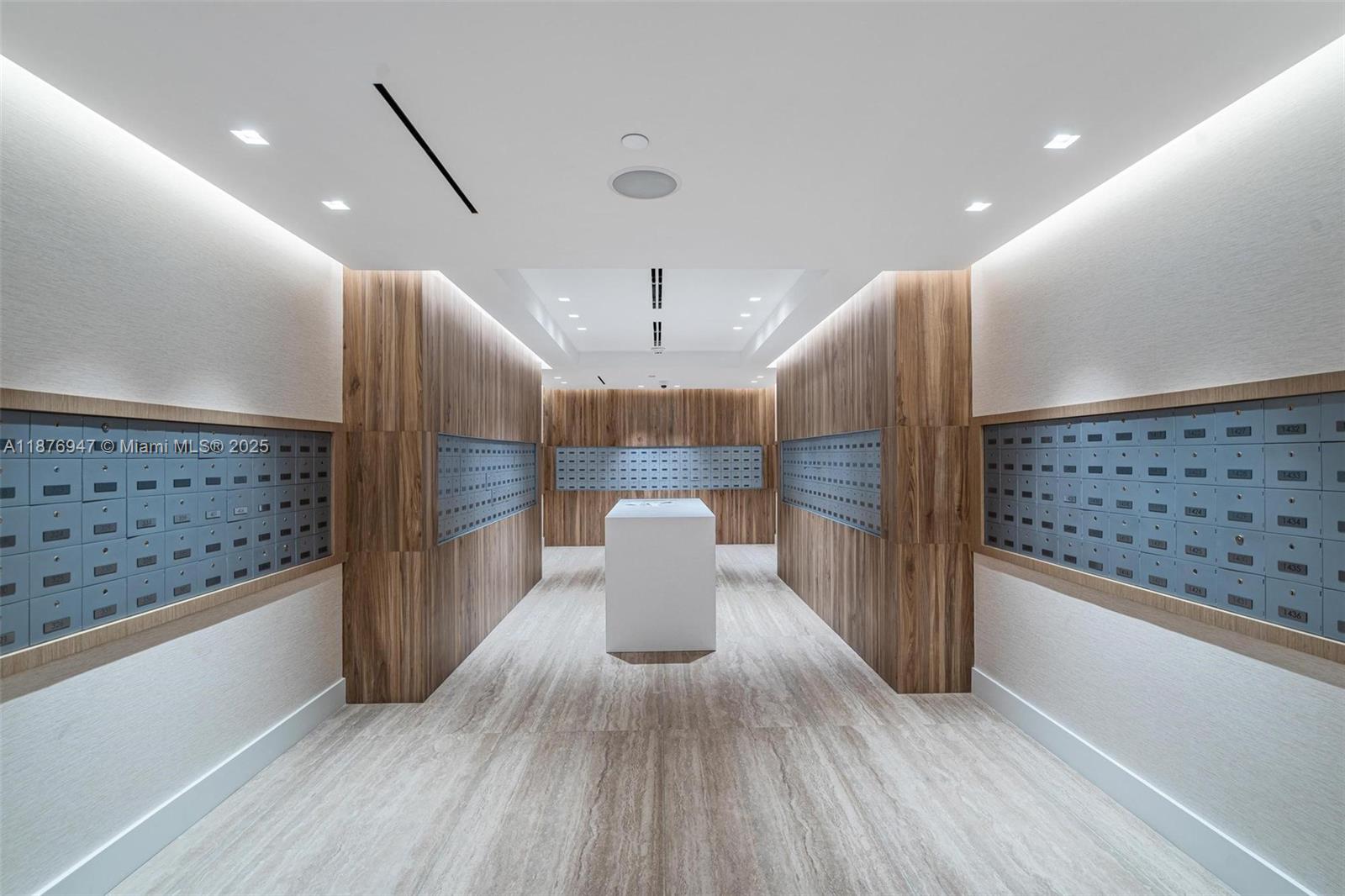 RONEY PALACE CONDO - Residential