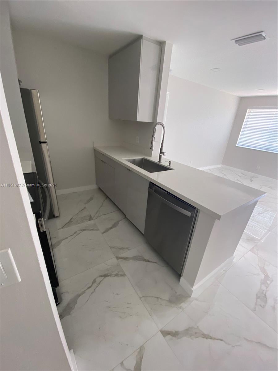 BELLA GRAND CONDO - Residential