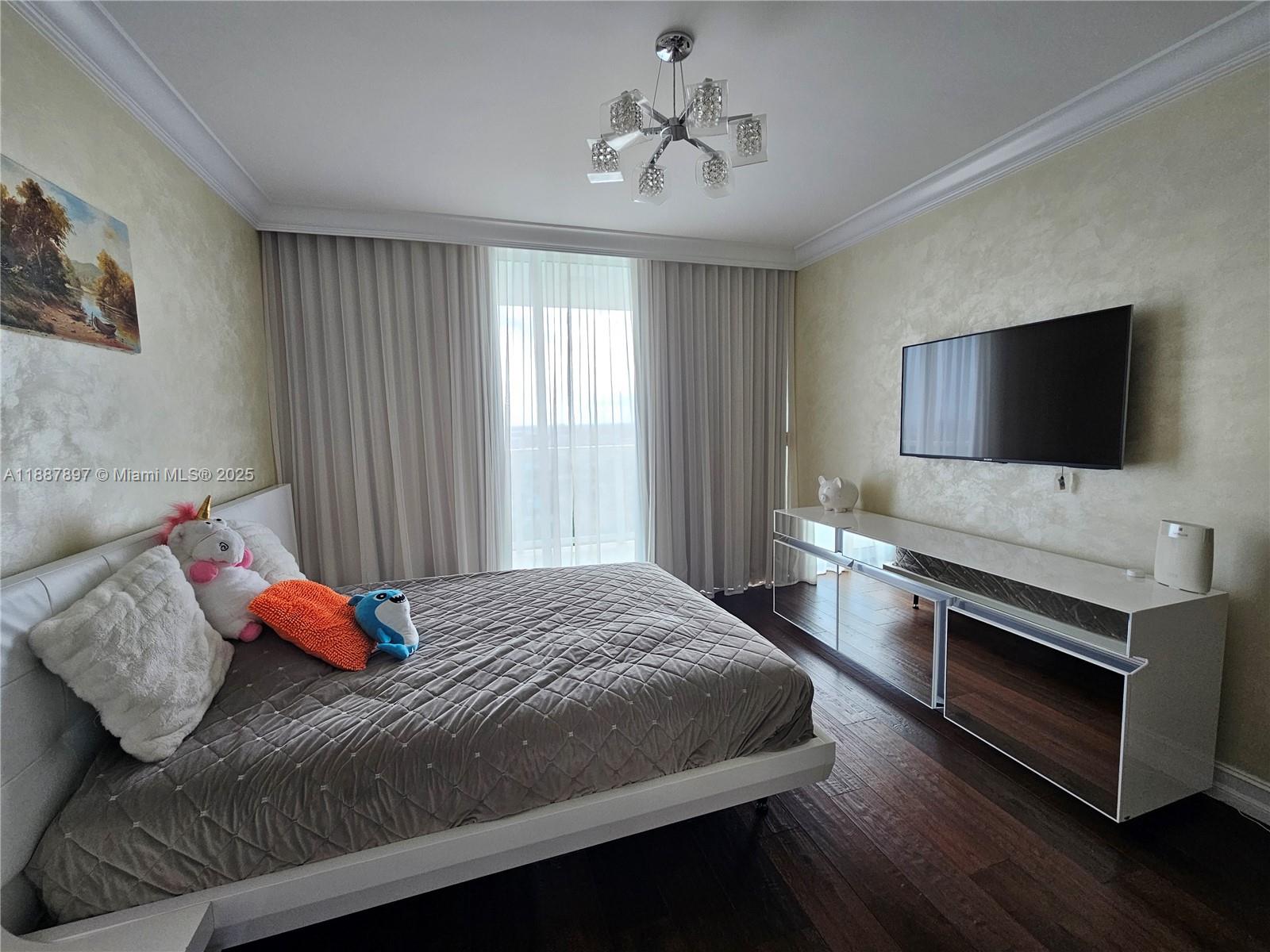 THE PENINSULA CONDO - Residential