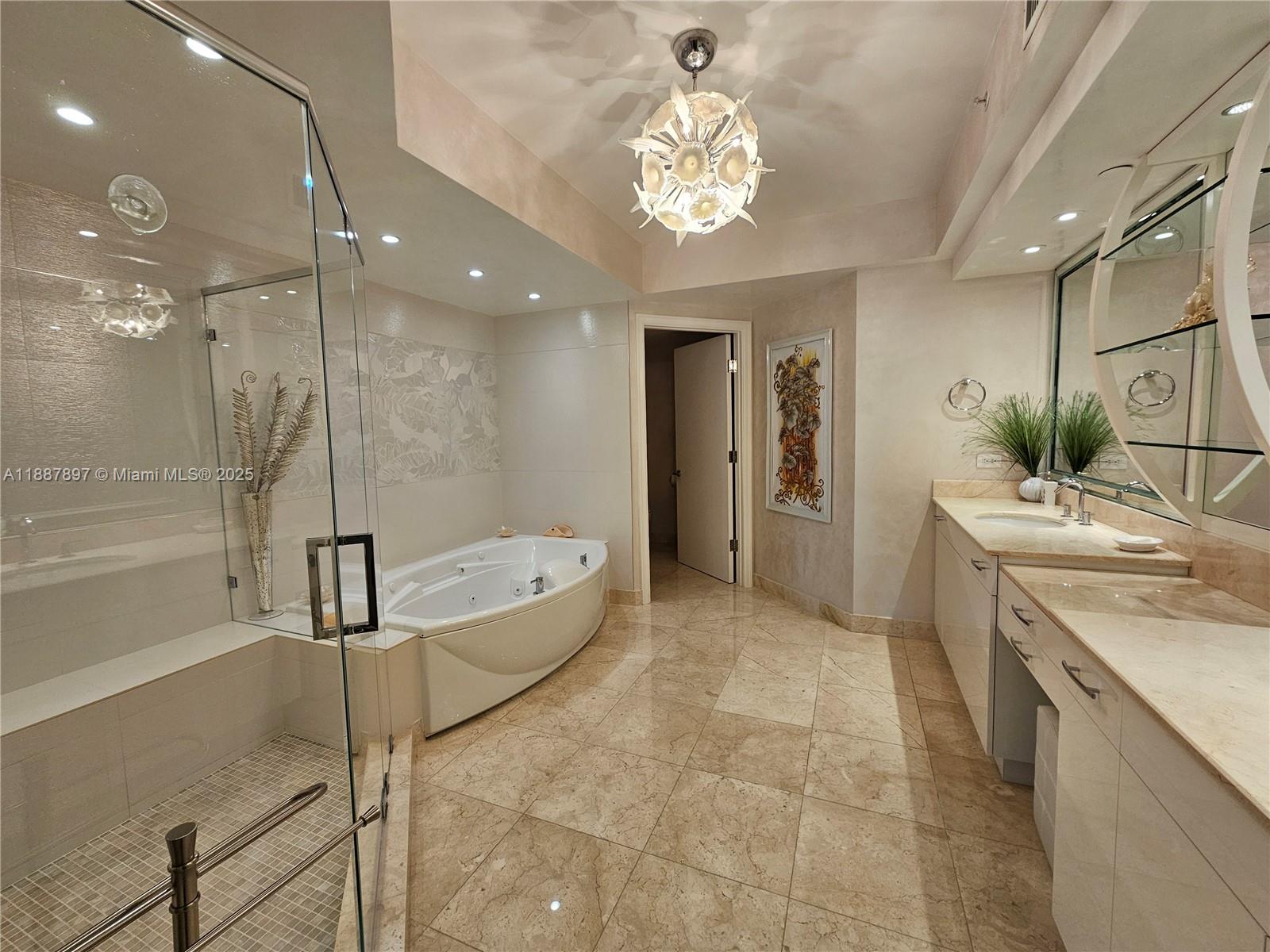 THE PENINSULA CONDO - Residential